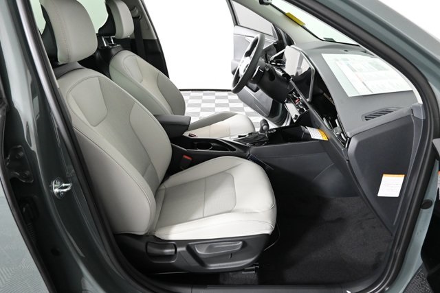 new 2025 Kia Niro car, priced at $31,427