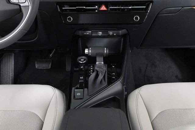 new 2025 Kia Niro car, priced at $31,427