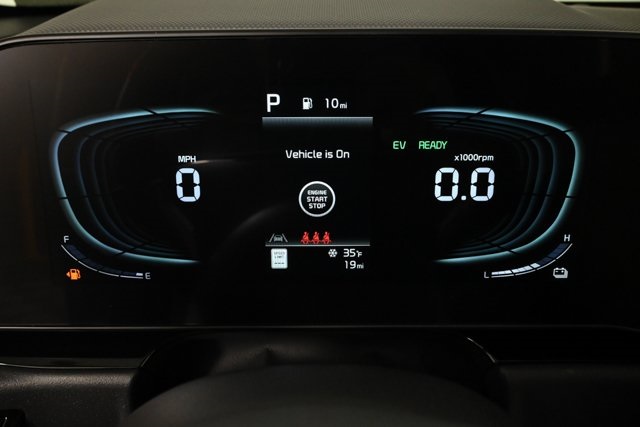 new 2025 Kia Niro car, priced at $31,427