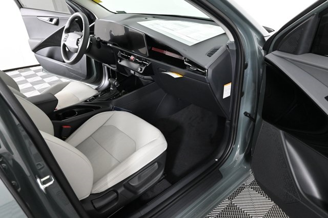 new 2025 Kia Niro car, priced at $31,427