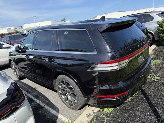 used 2022 Lincoln Aviator Plug-In Hybrid car, priced at $41,971