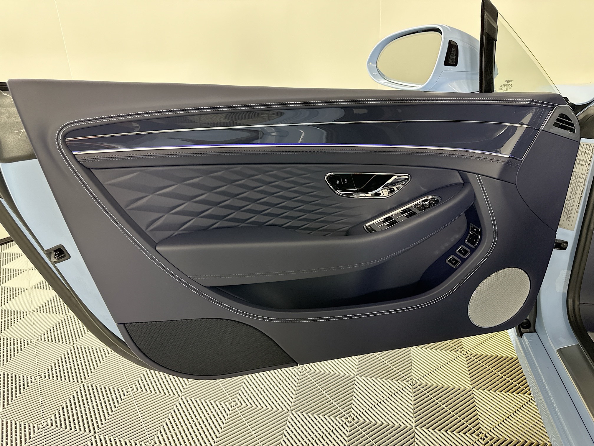 new 2026 Bentley Continental GTC car