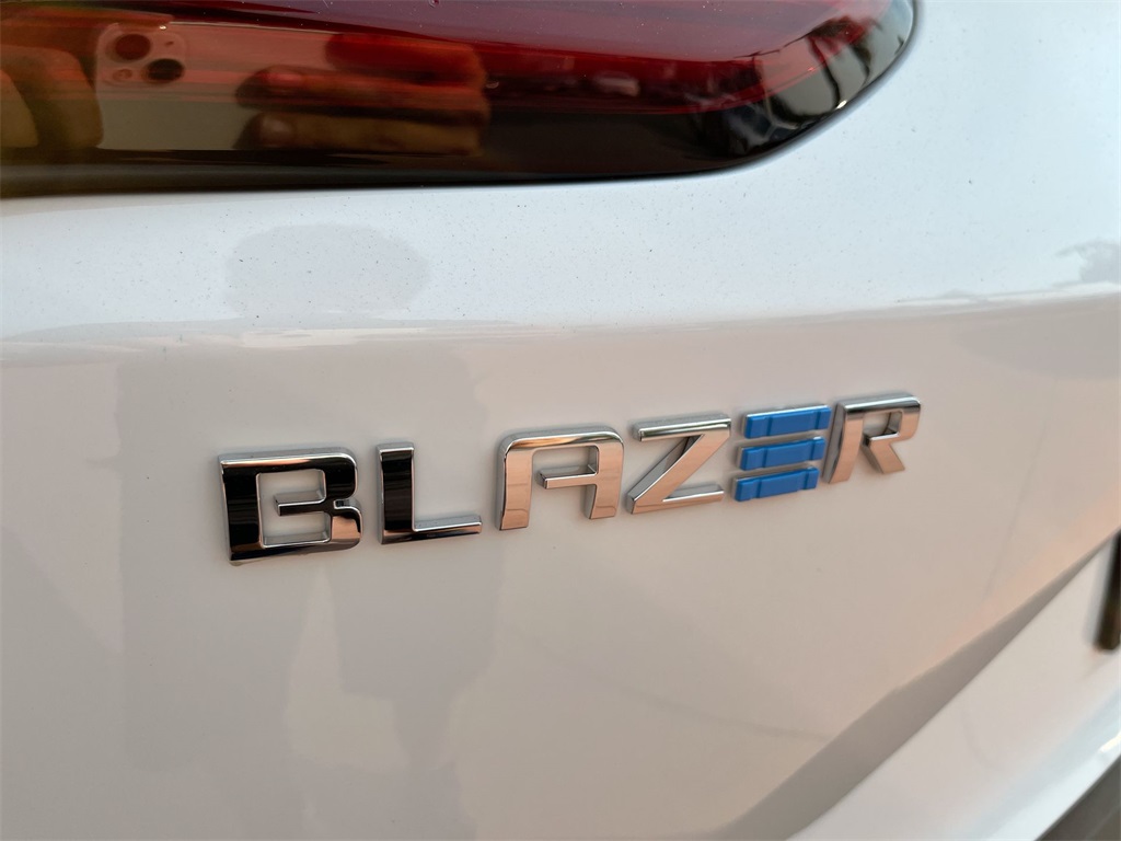 new 2025 Chevrolet Blazer EV car, priced at $43,789
