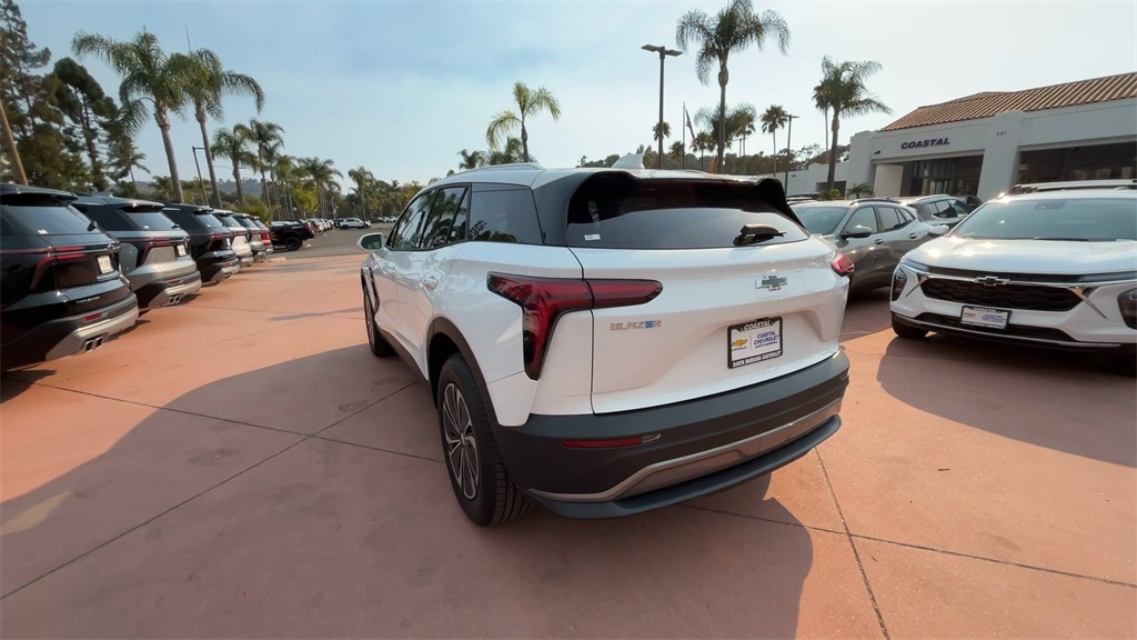 new 2025 Chevrolet Blazer EV car, priced at $43,789