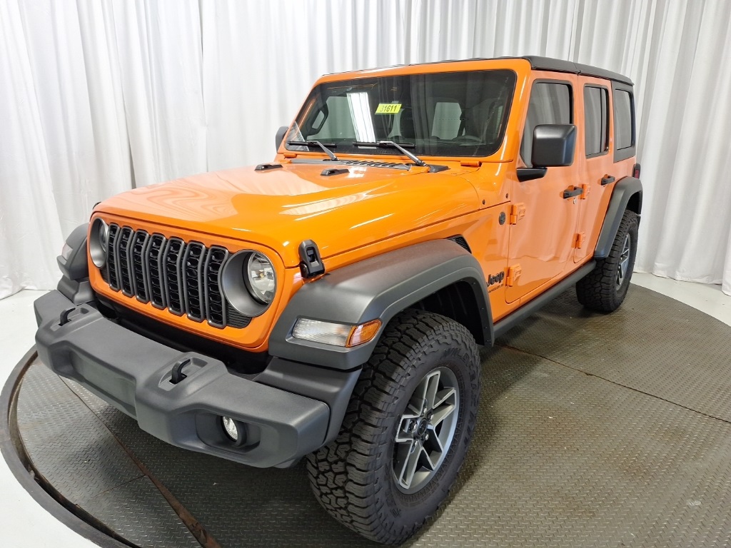 new 2025 Jeep Wrangler car, priced at $47,619