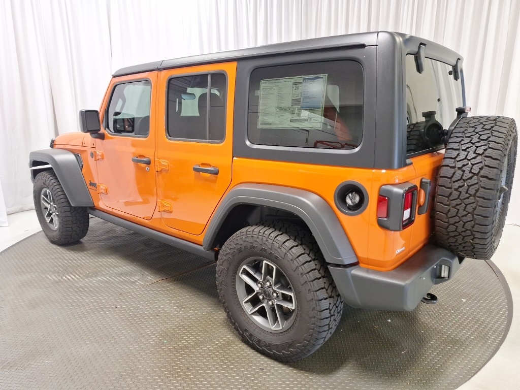 new 2025 Jeep Wrangler car, priced at $47,619