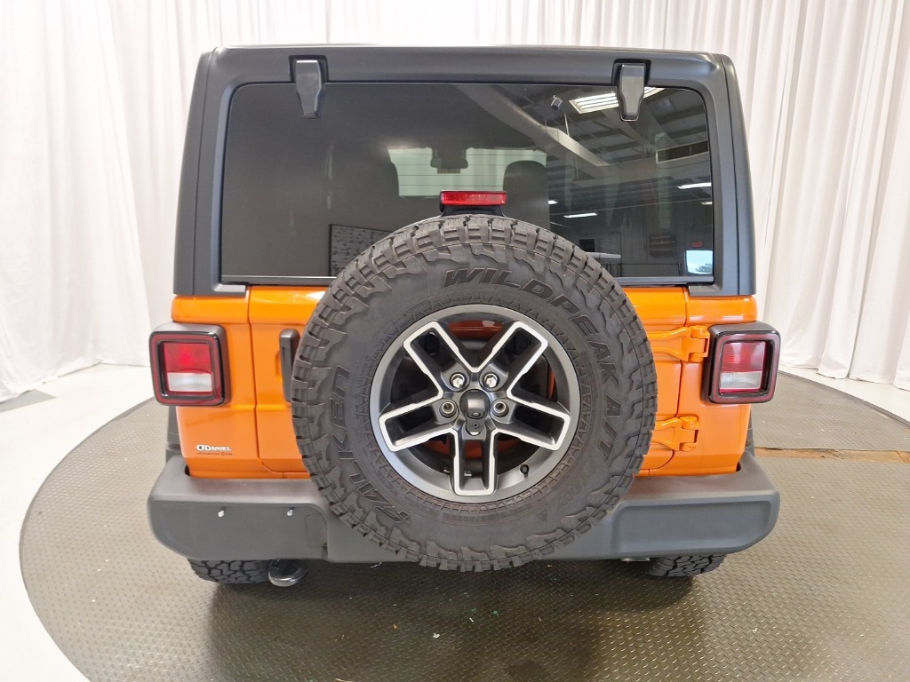 new 2025 Jeep Wrangler car, priced at $47,619