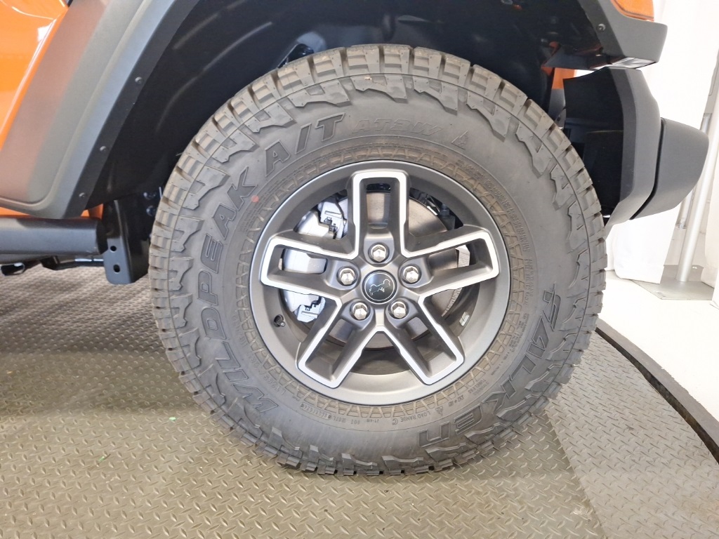 new 2025 Jeep Wrangler car, priced at $47,619