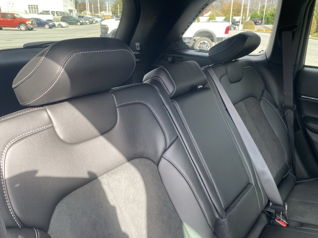 new 2025 Jeep Grand Cherokee car, priced at $38,288