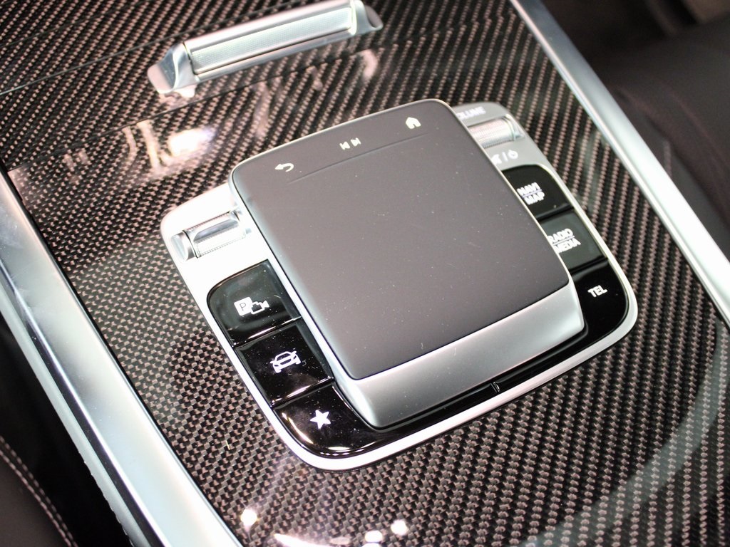 new 2025 Mercedes-Benz G-Class car, priced at $210,185