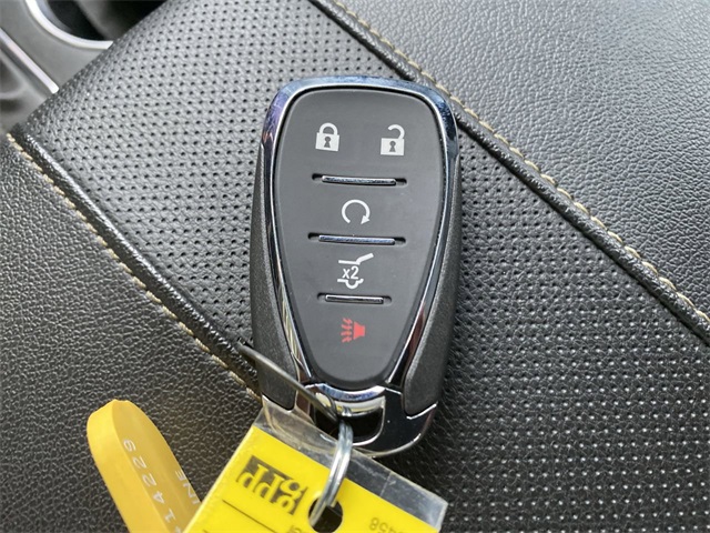 used 2023 Chevrolet Traverse car, priced at $35,936