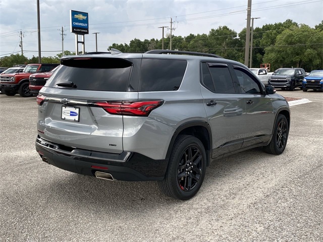 used 2023 Chevrolet Traverse car, priced at $35,936