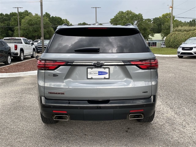 used 2023 Chevrolet Traverse car, priced at $35,936