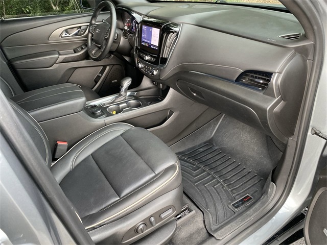 used 2023 Chevrolet Traverse car, priced at $35,936