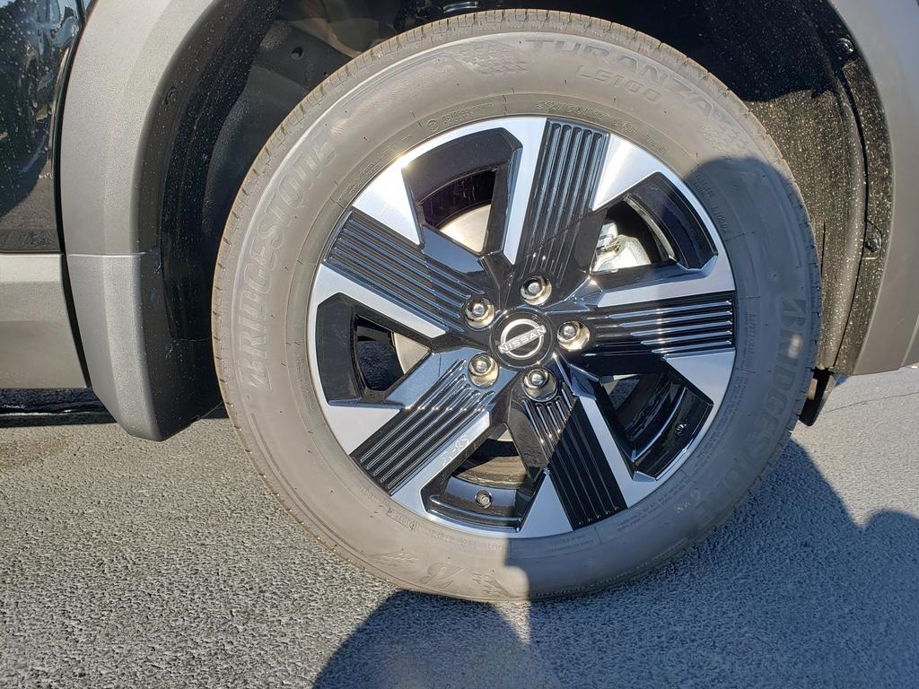 new 2026 Nissan Kicks car, priced at $27,543