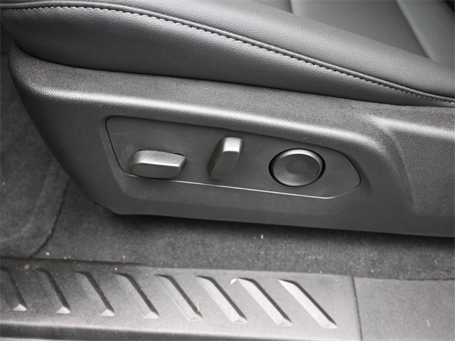 new 2025 Chevrolet Colorado car, priced at $43,500