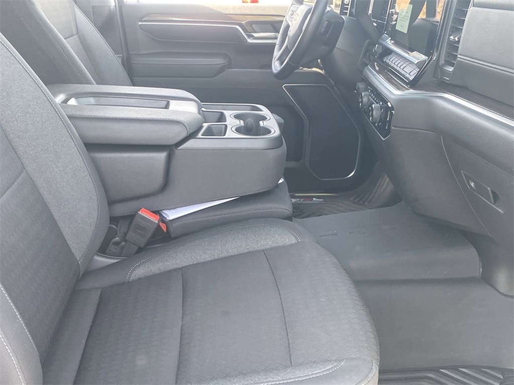 used 2024 Chevrolet Silverado 2500HD car, priced at $55,991