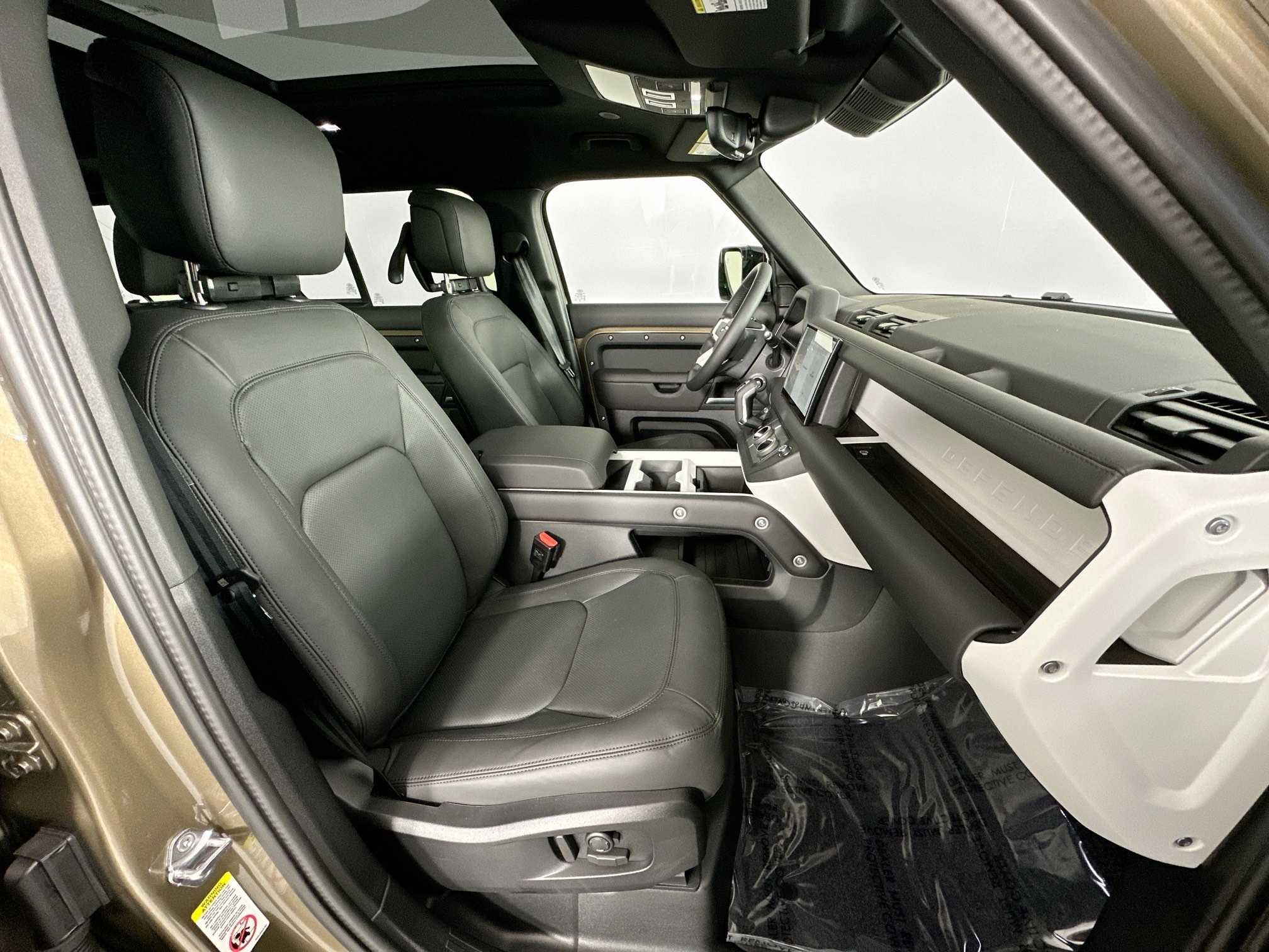 new 2025 Land Rover Defender 110 car, priced at $72,983