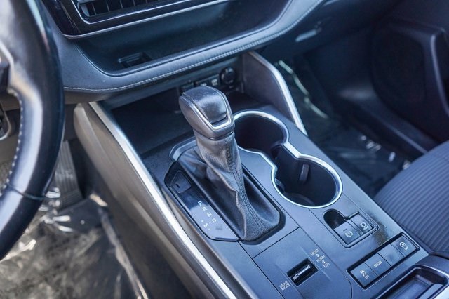 used 2021 Toyota Highlander car, priced at $26,692