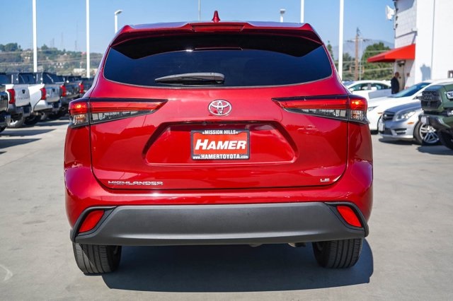 used 2021 Toyota Highlander car, priced at $26,692