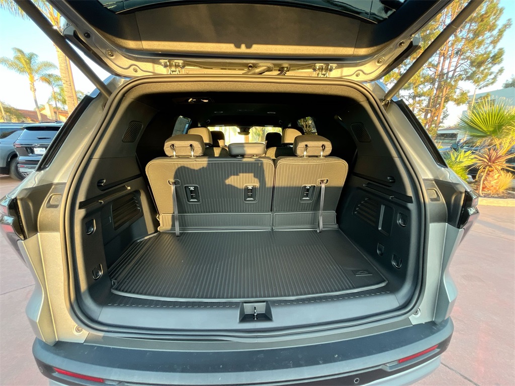 new 2026 Chevrolet Traverse car