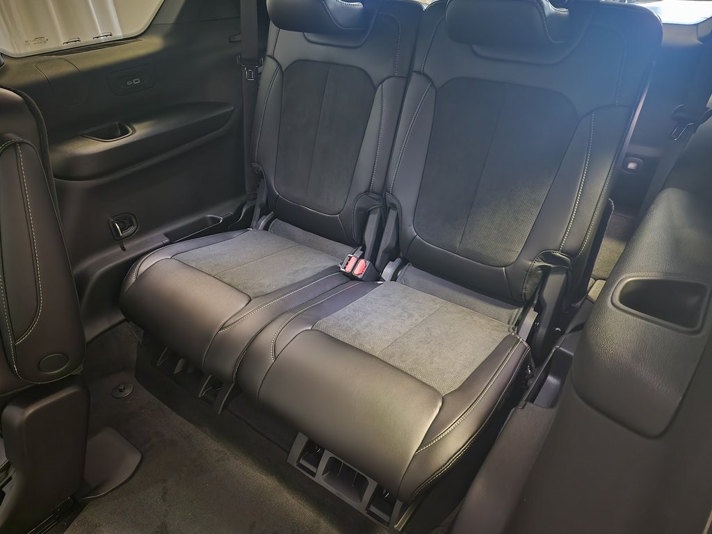 new 2025 Jeep Grand Cherokee L car, priced at $46,712