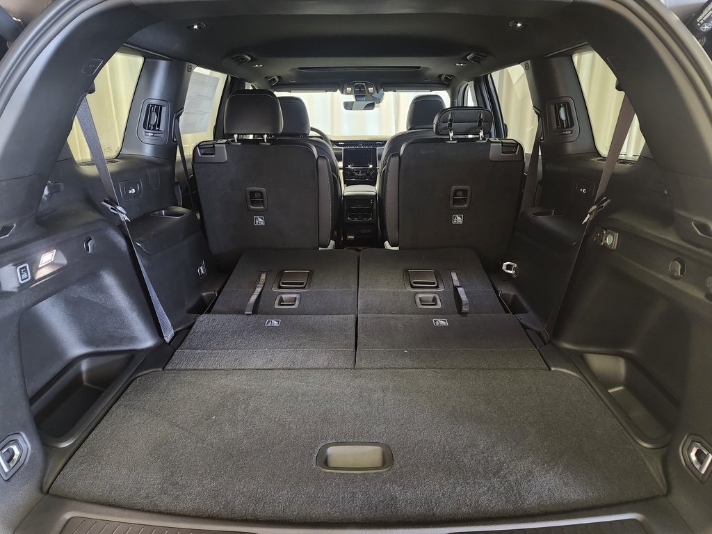 new 2025 Jeep Grand Cherokee L car, priced at $46,712