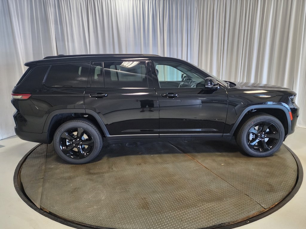 new 2025 Jeep Grand Cherokee L car, priced at $46,712