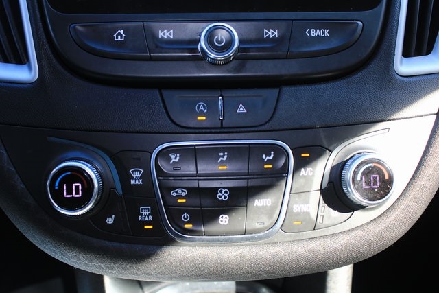 used 2024 Chevrolet Malibu car, priced at $19,263