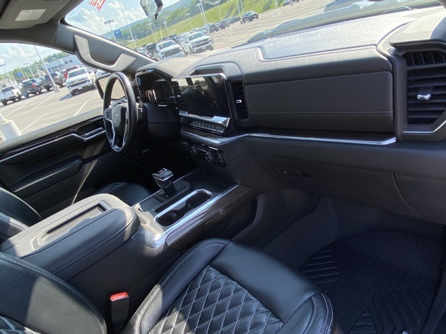 used 2022 Chevrolet Silverado 1500 car, priced at $45,571