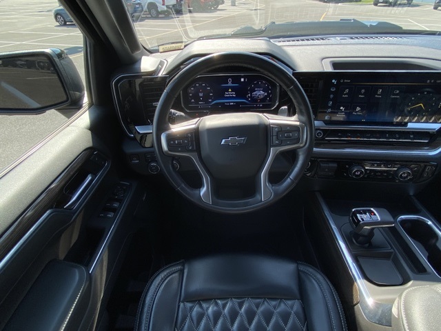 used 2022 Chevrolet Silverado 1500 car, priced at $45,571