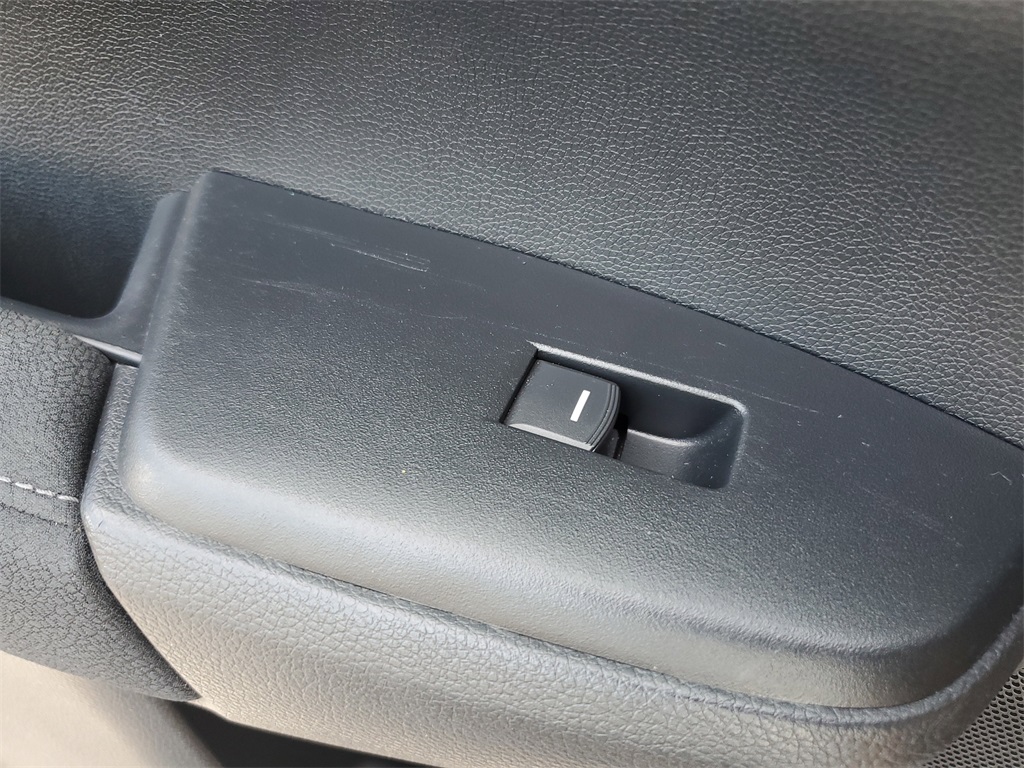 used 2022 Honda CR-V car, priced at $18,998