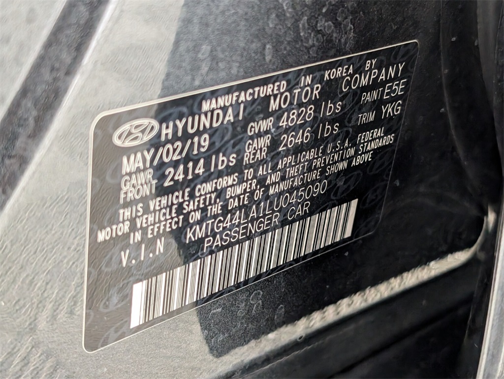 used 2020 Genesis G70 car, priced at $23,000