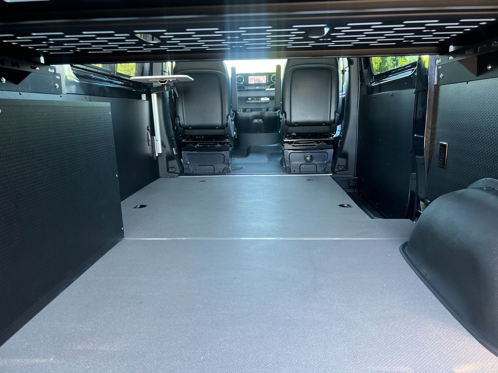 used 2022 Mercedes-Benz Sprinter 2500 car, priced at $101,899
