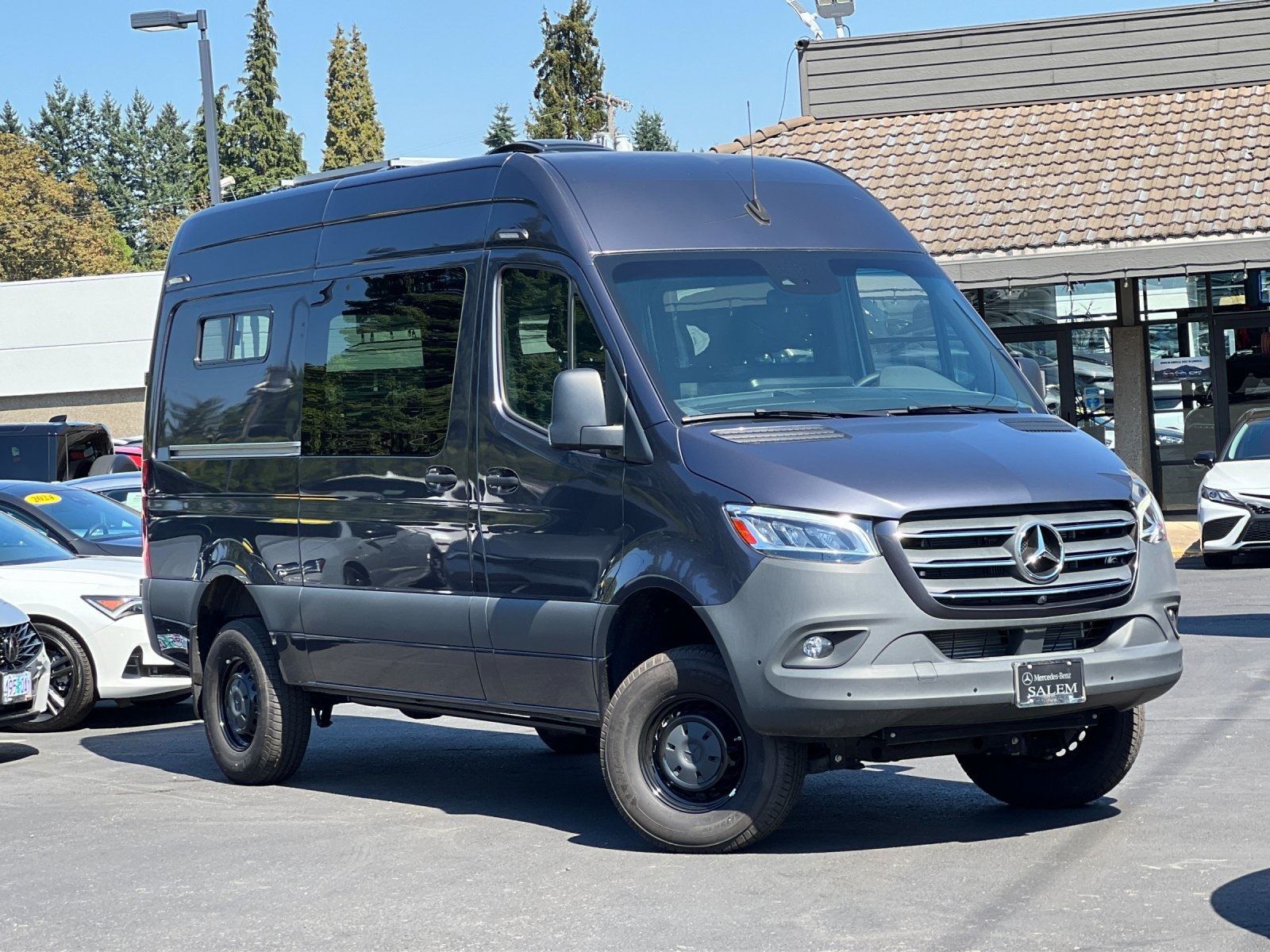used 2022 Mercedes-Benz Sprinter 2500 car, priced at $101,899