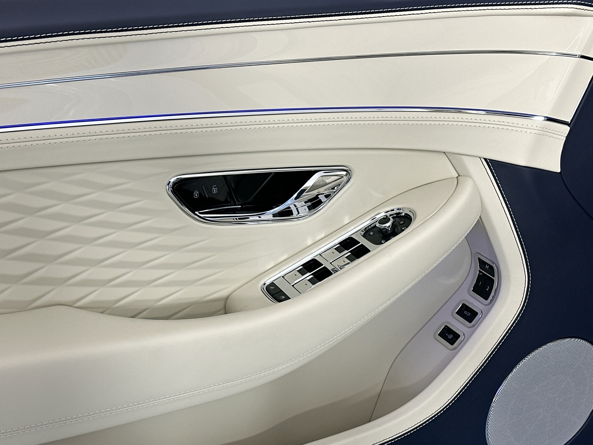new 2026 Bentley Continental GTC car