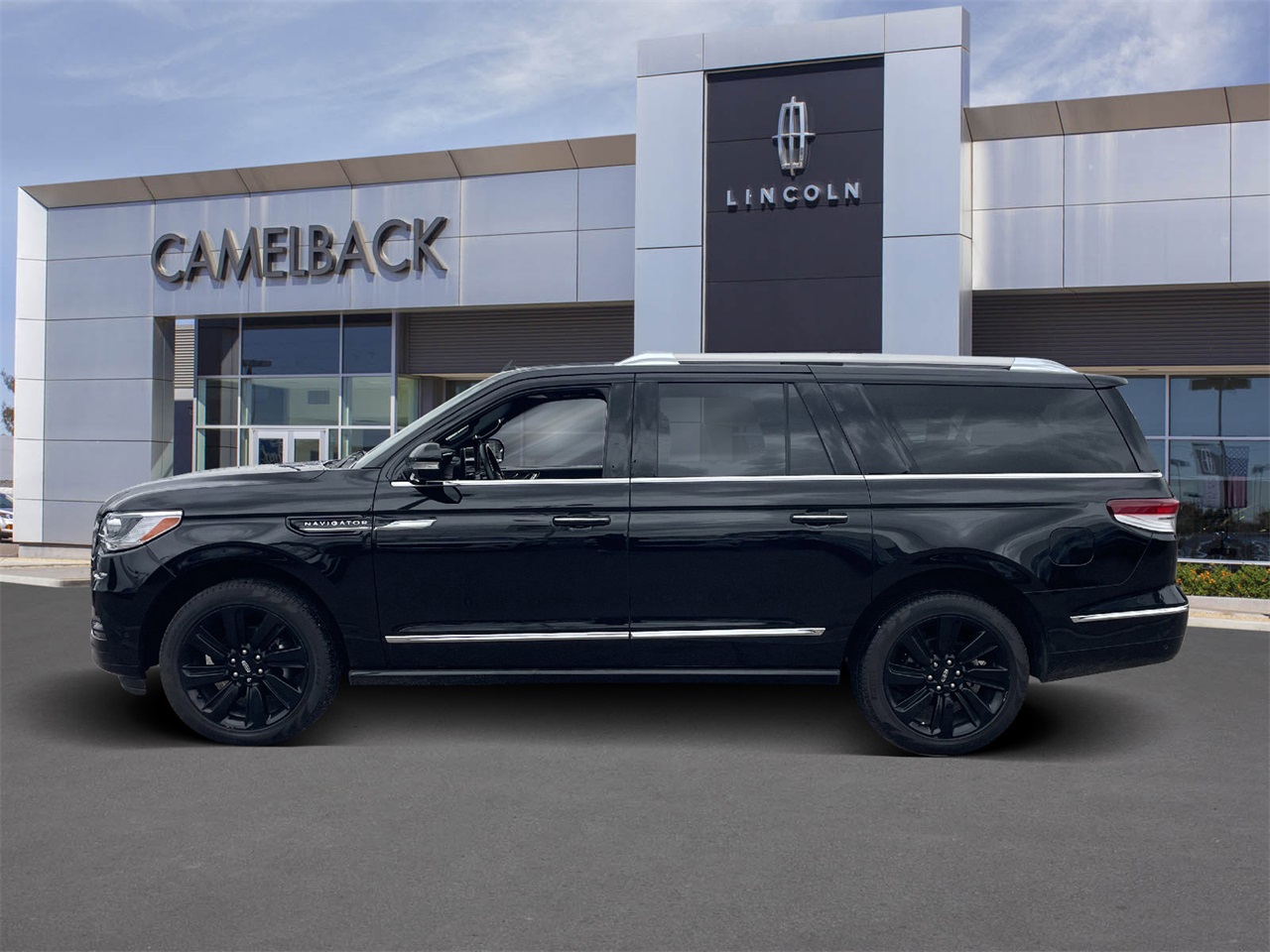 used 2024 Lincoln Navigator L car, priced at $70,970