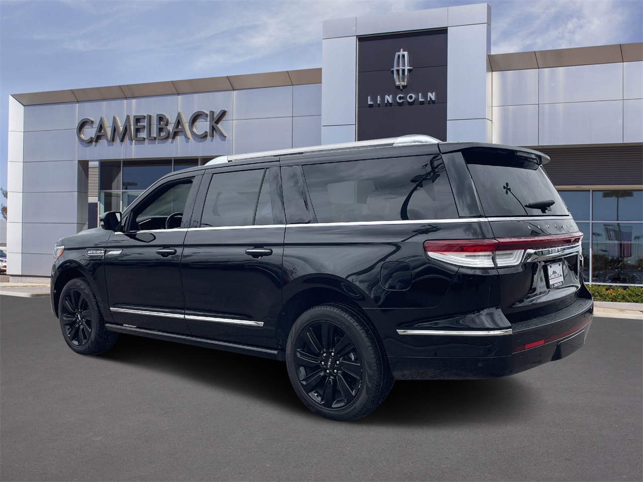 used 2024 Lincoln Navigator L car, priced at $70,970