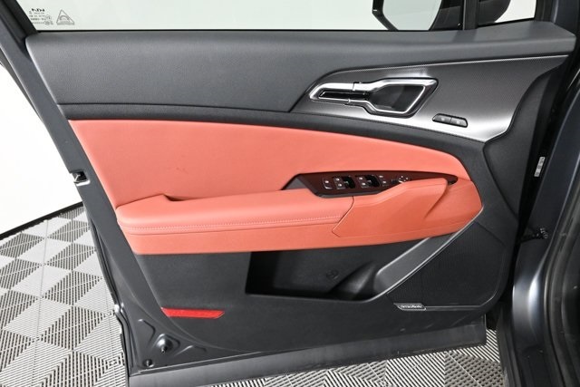 new 2025 Kia Sportage Hybrid car, priced at $39,821