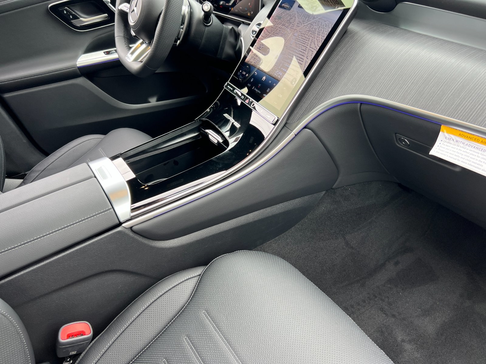 new 2025 Mercedes-Benz GLC car