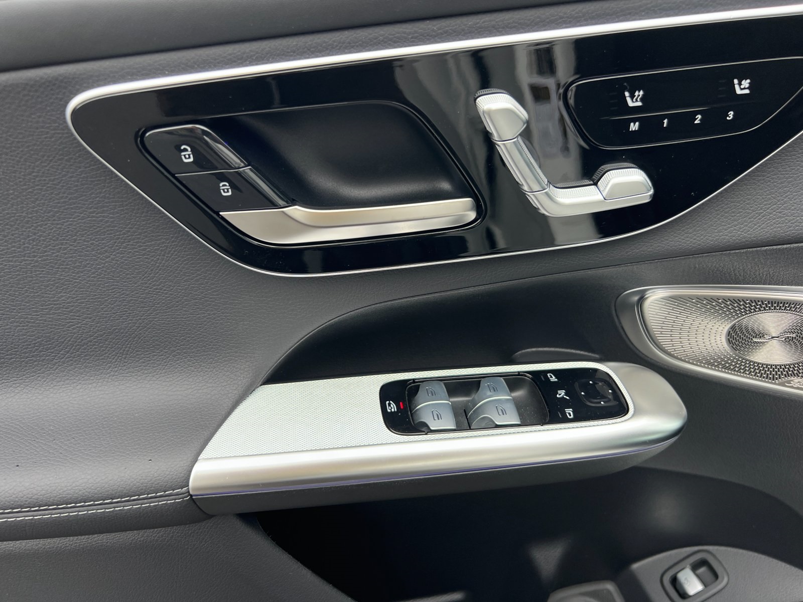 new 2025 Mercedes-Benz GLC car