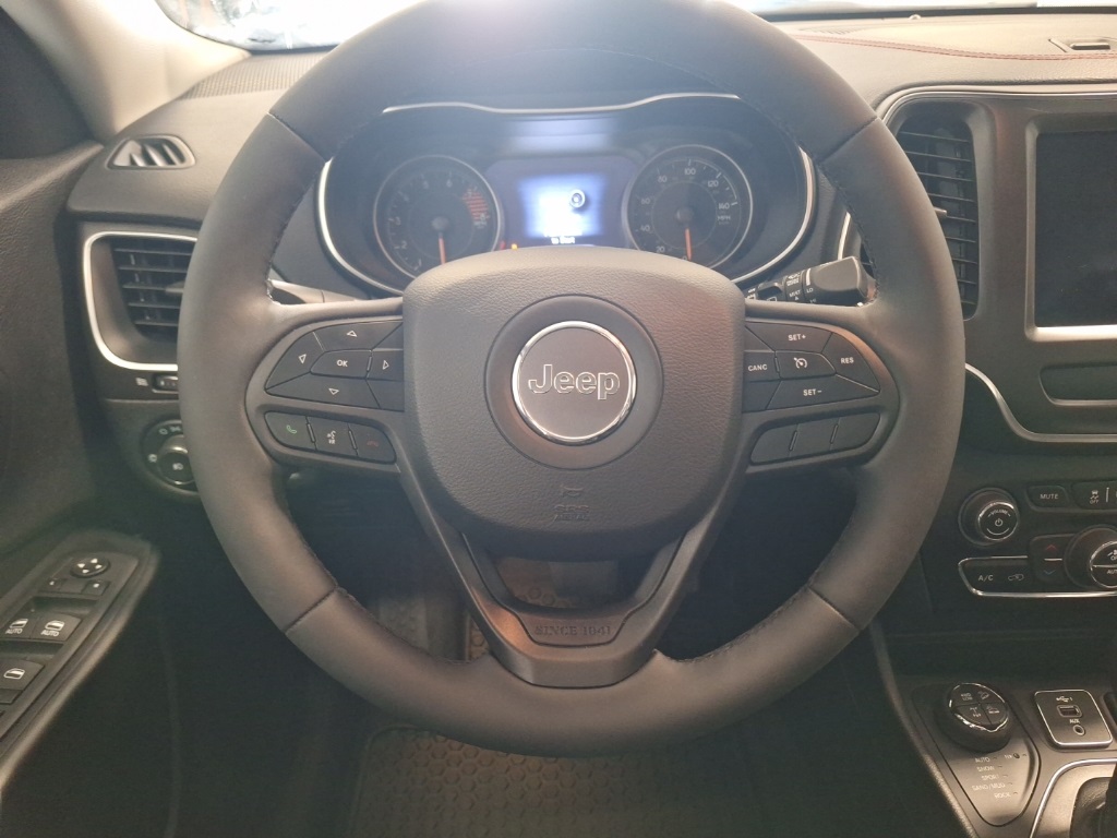 used 2022 Jeep Cherokee car, priced at $26,235