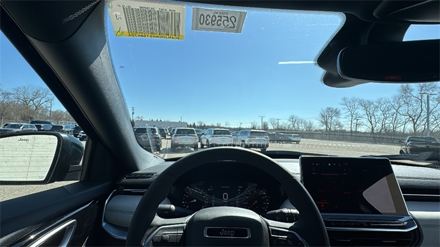 new 2025 Jeep Compass car, priced at $34,166