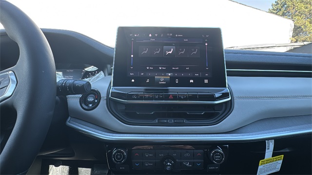 new 2025 Jeep Compass car, priced at $34,166