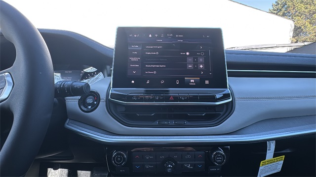 new 2025 Jeep Compass car, priced at $34,166