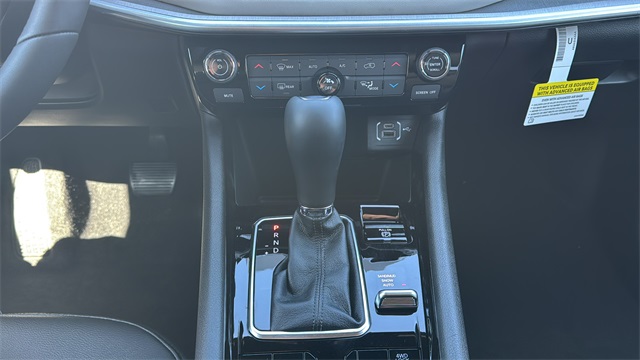 new 2025 Jeep Compass car, priced at $34,166