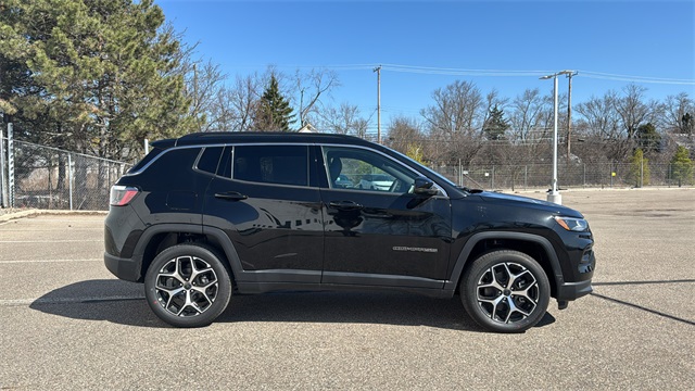 new 2025 Jeep Compass car, priced at $34,166