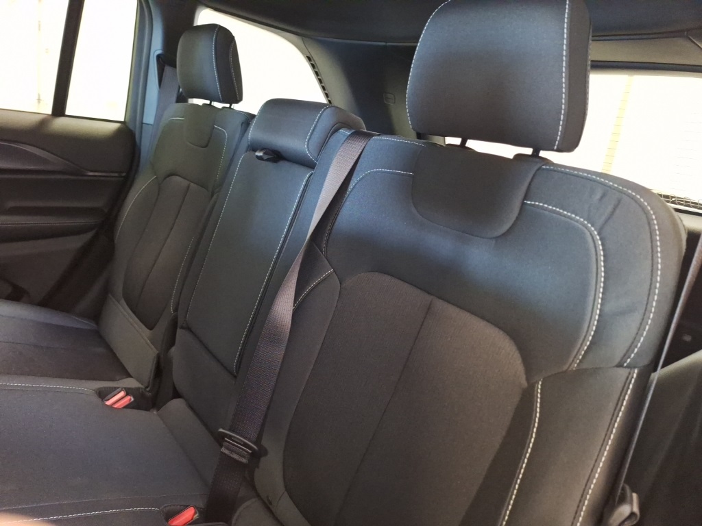 new 2025 Jeep Grand Cherokee car, priced at $38,887