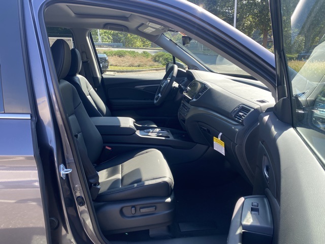 new 2025 Honda Ridgeline car, priced at $41,552