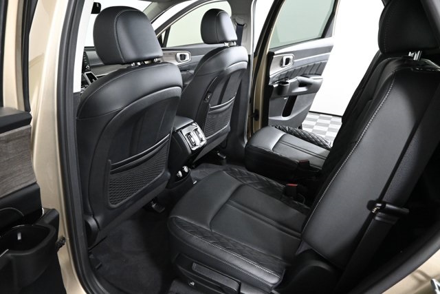 used 2021 Kia Sorento car, priced at $28,874